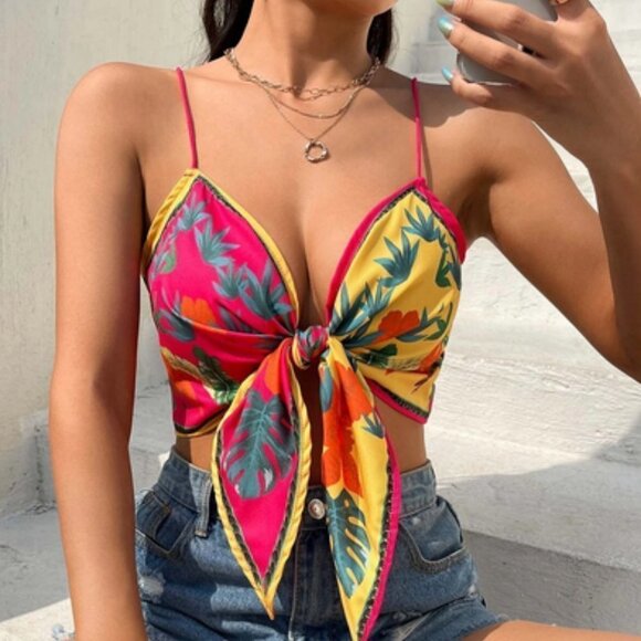Vacation Vibes Tropical Print Tie Front Cami Top - Picture 4 of 5